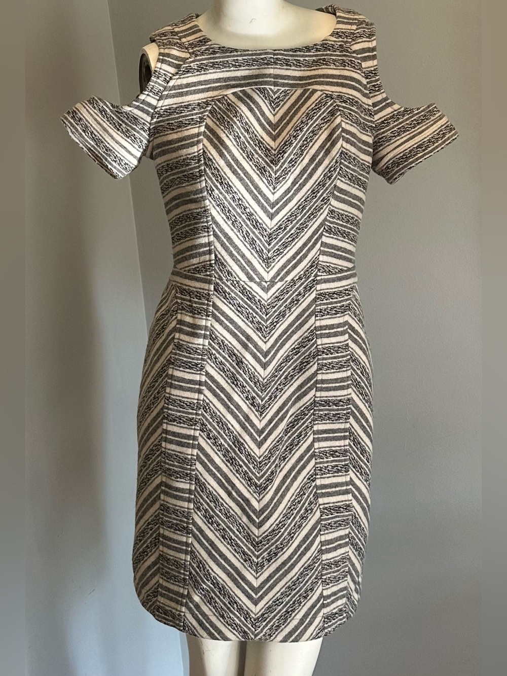 PENDLETON Portland Collection Wool Cutout Cold Shoulder Sheath Dress